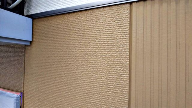 土岐市、外壁の上塗り塗装