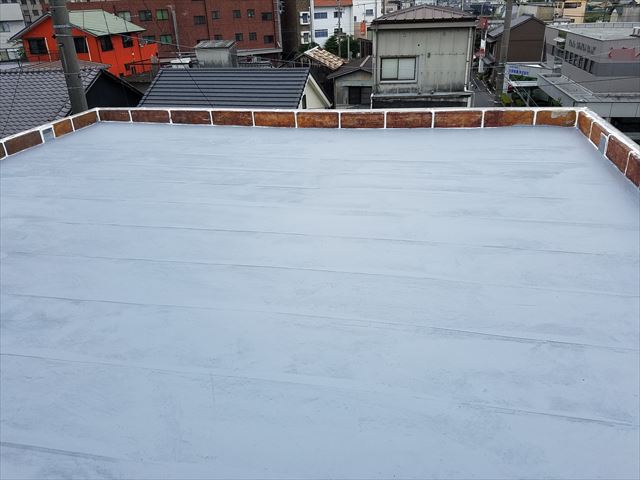 可児市桜ケ丘にて３階建ての屋上をリボール式防水で施工しました