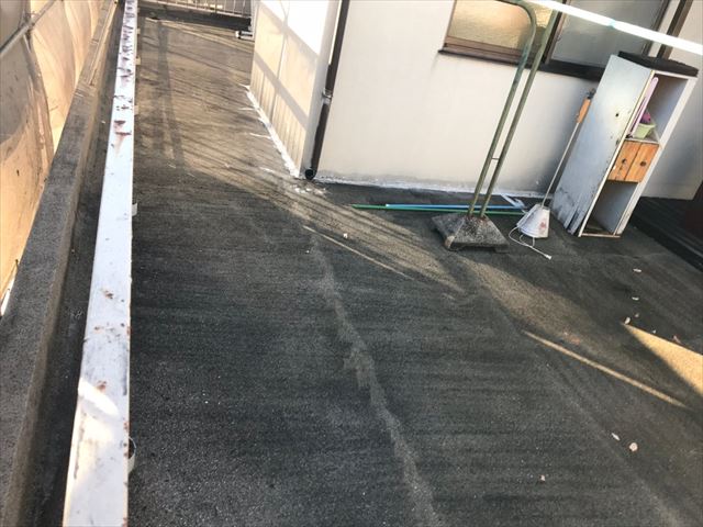 多治見市、屋根の洗浄です