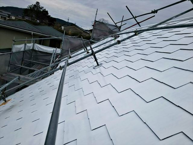 屋根の下塗り2回目完了
