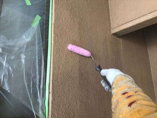 多治見市市之倉町で、エポパワーシーラーで下塗り塗装です。