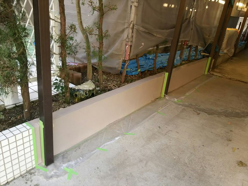 多治見市市之倉町塀中塗り