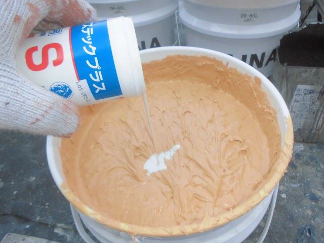 可児市塩で世界最高級断熱塗料ガイナで仕上げ塗装を行いました