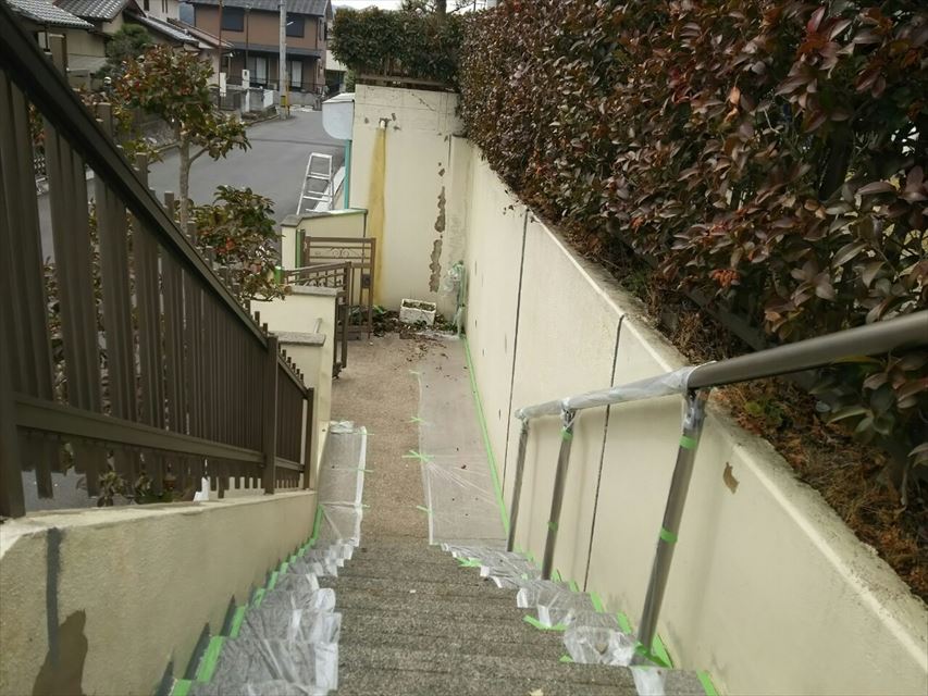 多治見市脇之島町で塀の塗り替えをし、美しく仕上がりました。