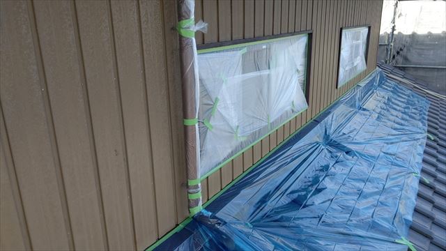 窓の養生です