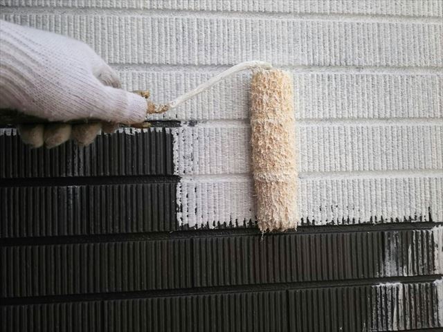 恵那市で外壁下塗り塗装、軒天塗装をおこないました