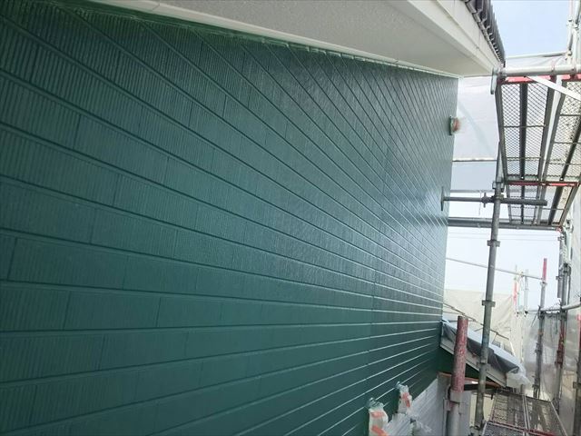 恵那市　外壁塗装　中塗り