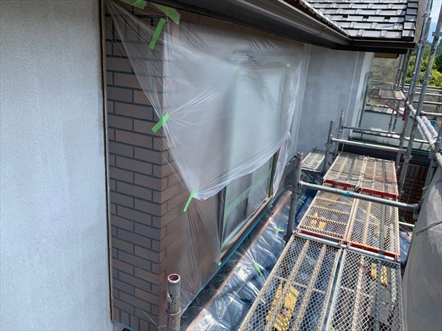 外壁の下塗り2回目です