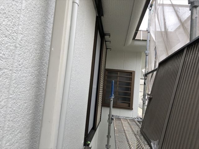 外壁の下塗り
