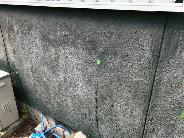 外壁の塗装が薄い