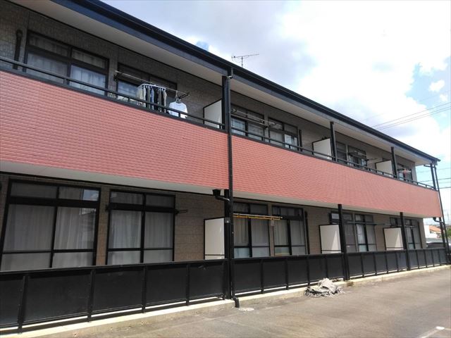 多治見市宝町にてアパートの屋根塗装、綺麗に仕上がりました。