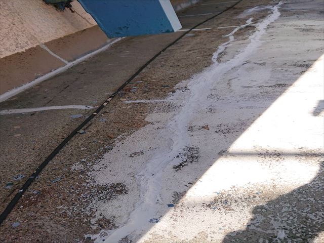 壁　コーキング