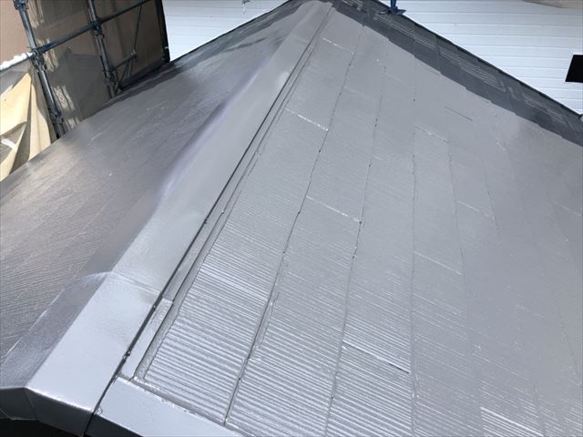 可児市若葉台にて屋根と外壁の塗装も佳境に入ってきました。