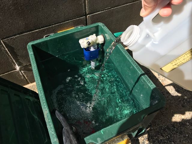 瑞浪市で外壁塗装の前にバイオ洗浄をおこないました。