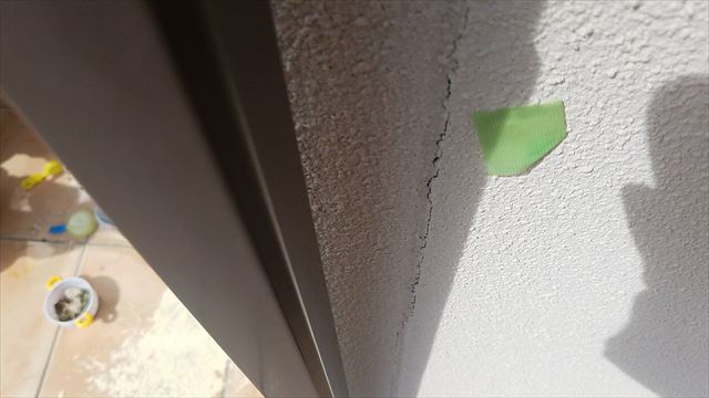 外壁の亀裂
