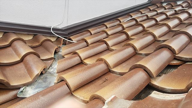 美濃加茂市太田町にて屋根の雨漏れを見て欲しいと下見（現場調査）です。