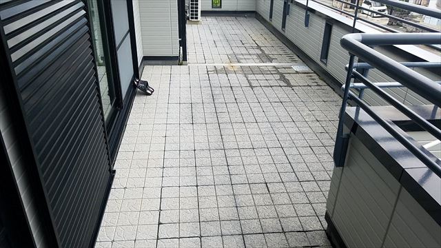 多治見市滝呂町にてベランダ防水の現場調査をしました。