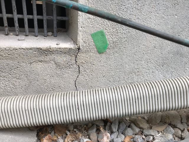 基礎のひび