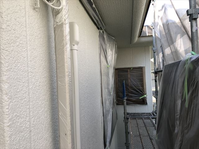 外壁の下塗り