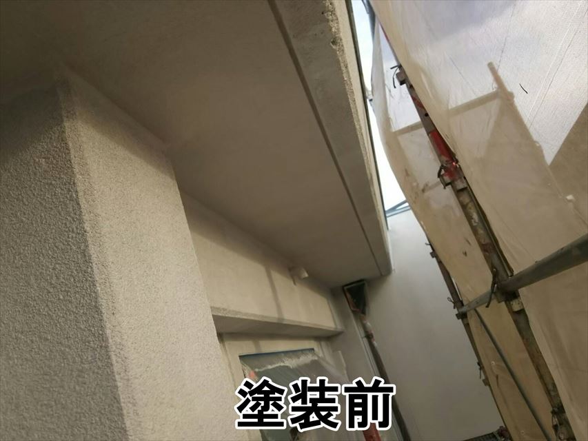 瑞浪市で外壁、軒天の下塗り塗装を行いました