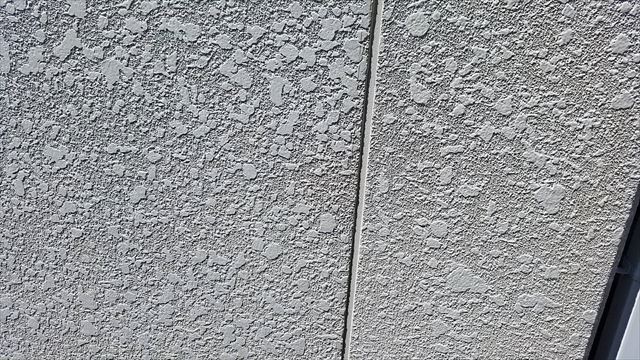 外壁の塗装の剥がれ