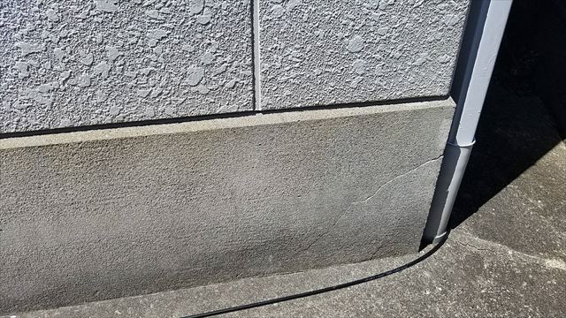 ベースガード基礎のひび割れ