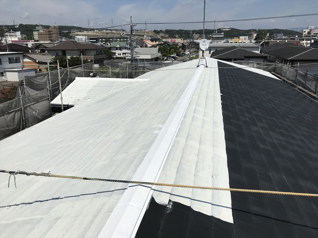 多治見 土岐 屋根の下塗り 手塗り 下塗りでも遮熱