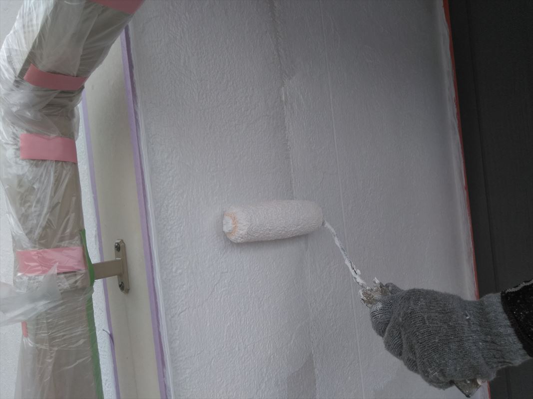 多治見で一番ガイナを塗っている日成ホーム ローラーで手塗り 外壁屋根塗り替え