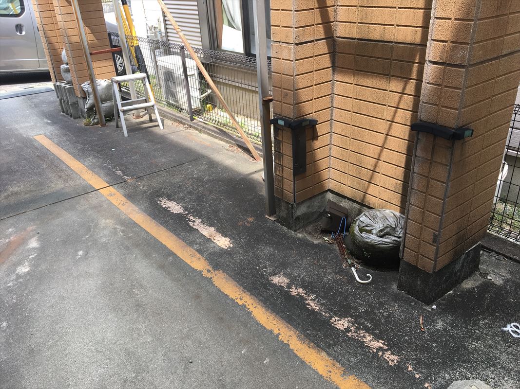多治見市　モルタル補修　車庫の工事