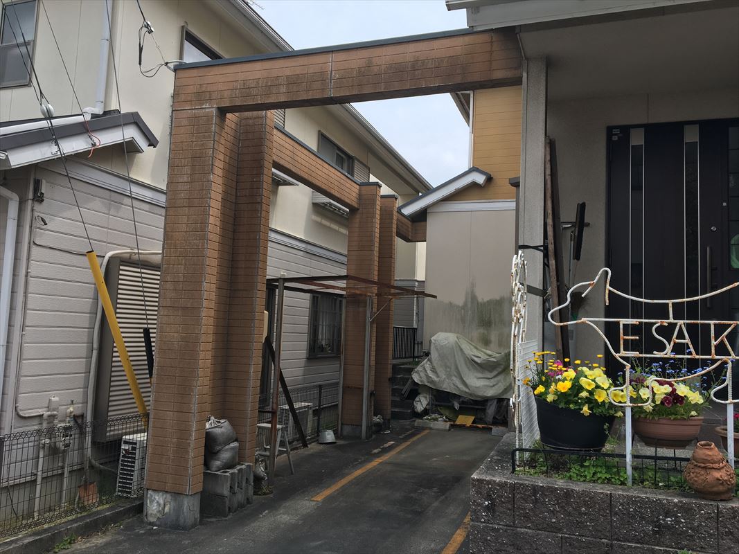 多治見市にて外壁塗装の現場調査☆車庫には解体物もありました。