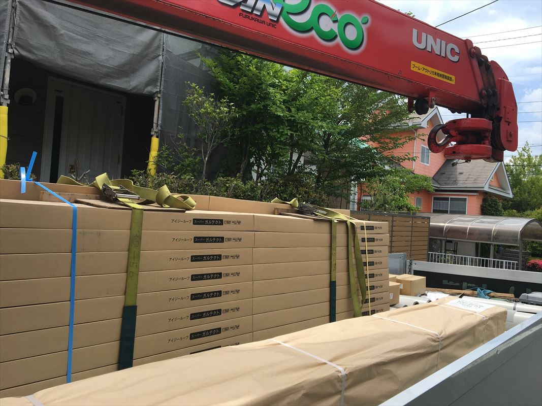 多治見市　屋根のカバー工法　板金工事　屋根工事