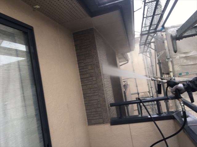 瑞浪市で外壁、屋根、ベランダの高圧洗浄を行いました