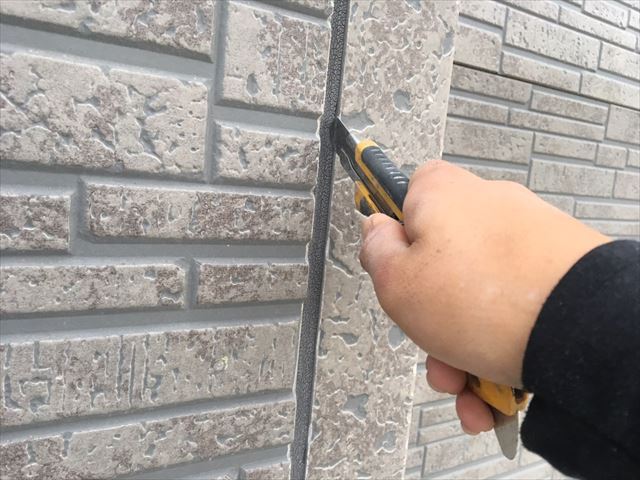 瑞浪市で目地の打ち替えを耐久性、耐候性に優れたオートンイクシードで行いました