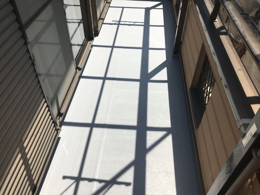 可児市ベランダ防水作業