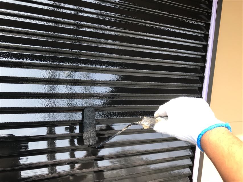 可児市雨戸塗り替え