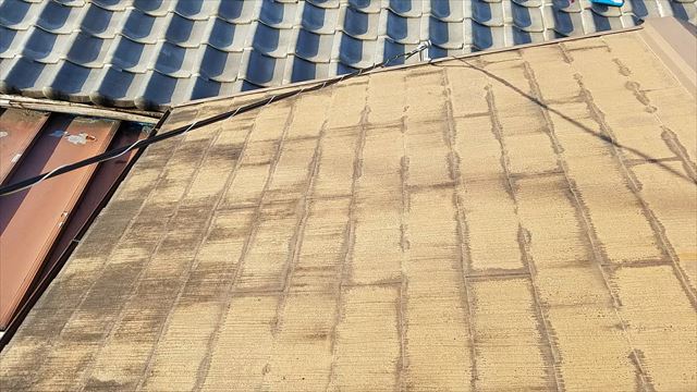 工場の既存の屋根