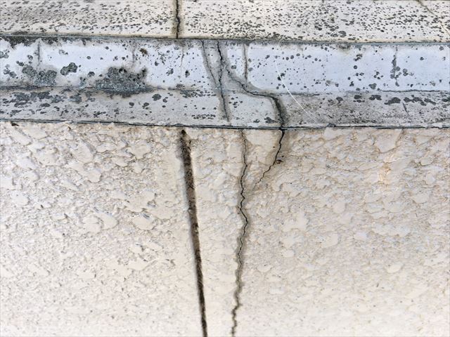 幕板の色褪せ・目地の劣化