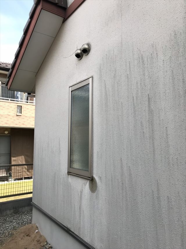 多治見市松坂町にて、外壁塗装の現場調査にお伺いしました。