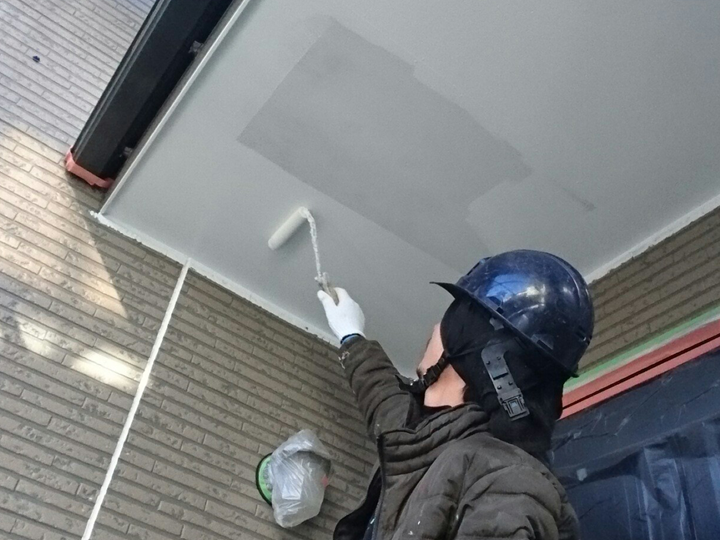 軒天塗装で住まいを守る！汚れ・剥がれを見つけたら早めの対策をしましょう！