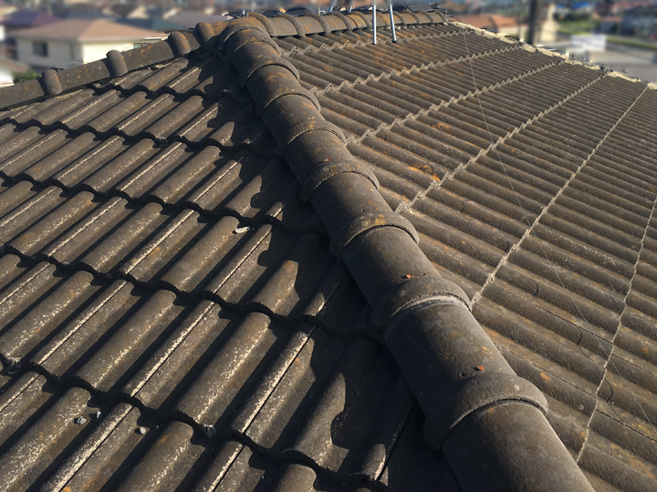 屋根葺き替え工事Before