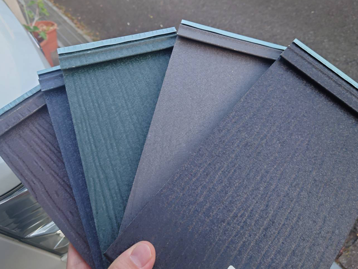 金属屋根材:スーパーガルテクトの屋根材サンプル