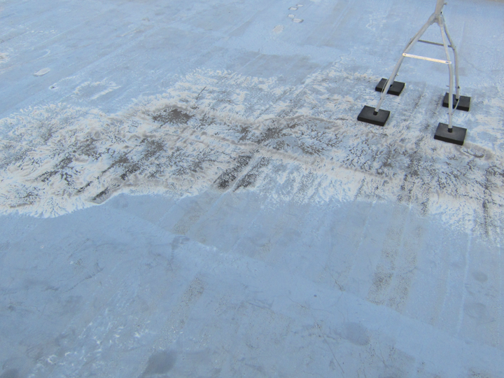 FRP防水の劣化を放置すると雨漏りが起こる原因に