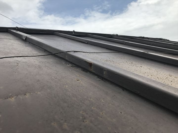 トタン屋根の表面剥離症状