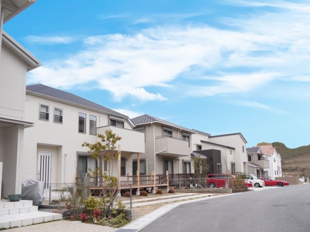 お住いの印象は屋根材の種類によって変わります