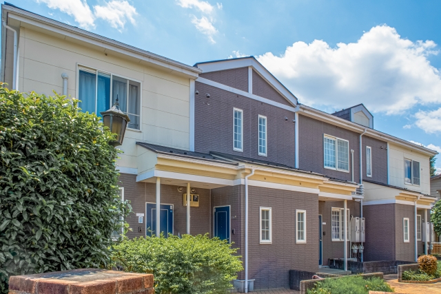 ベージュ×ブラウンでナチュラルで温かみのある印象に！