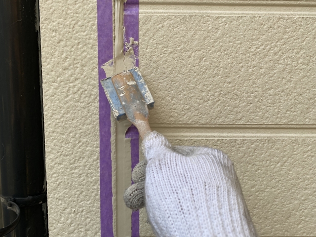 シーリング打ち替え工事の様子