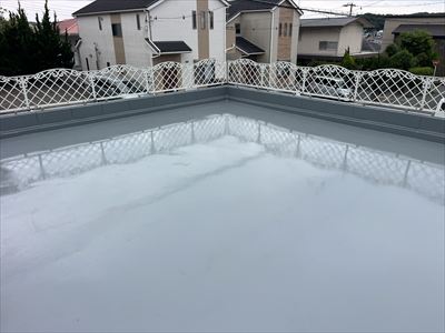 防水トップコートメンテナンスで長寿命化！木更津市清見台での施工事例
