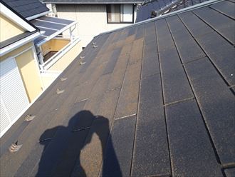 千葉市花見川区長作台 著しい屋根の変色