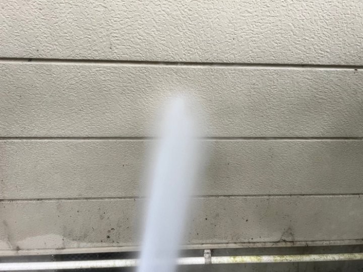 外壁の高圧洗浄