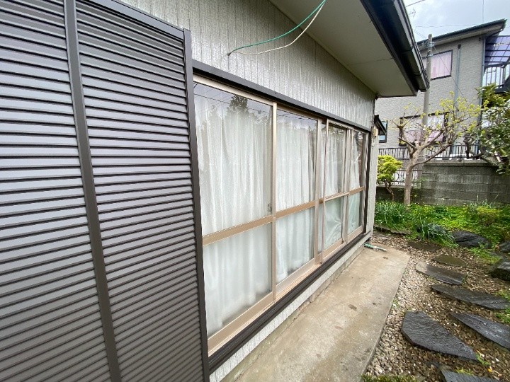 閉まらない雨戸をLIXIL製品「雨戸一筋」へ交換工事